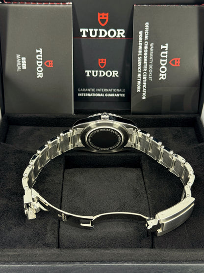 Tudor Black Bay 54 37mm, Black, Ref# 79000N-0001, dated 2025