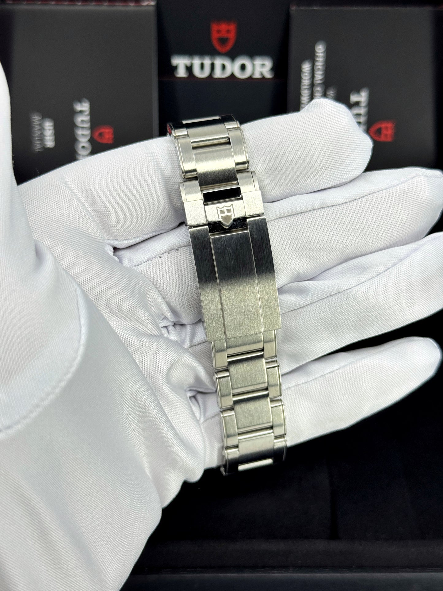 Tudor Black Bay 54 37mm, Black, Ref# 79000N-0001, dated 2025