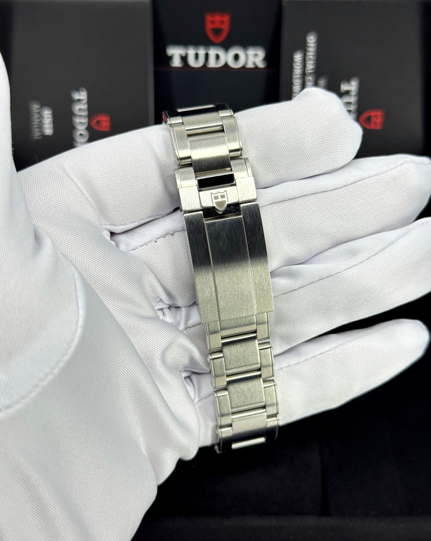 Tudor Black Bay 54 37mm, Black, Ref# 79000N-0001, dated 2026