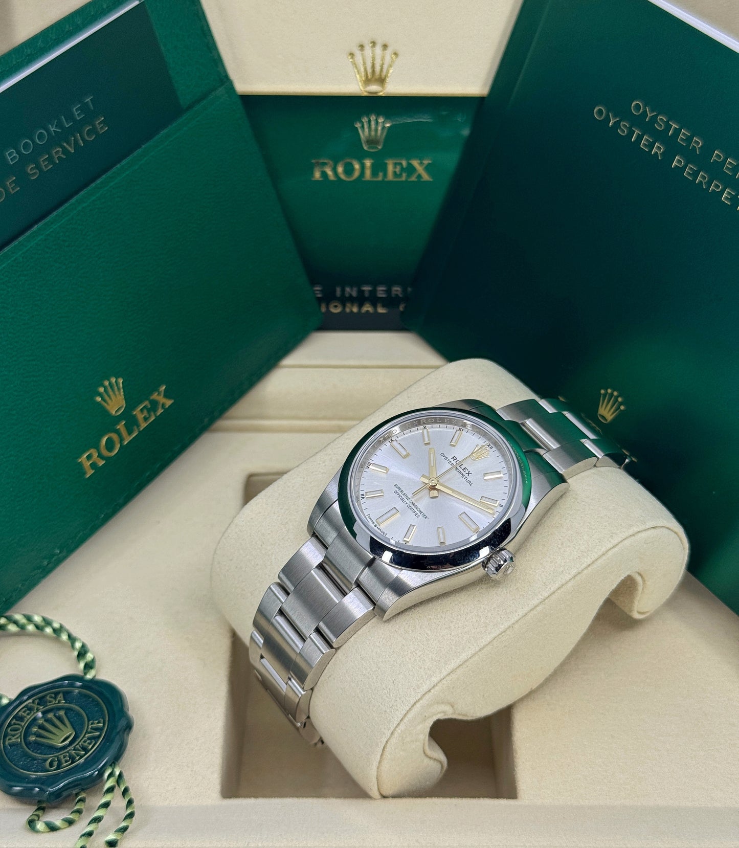 Rolex Oyster Perpetual 34mm, Stainless Steel, Silver, Ref# 124200-0001, dated 2025