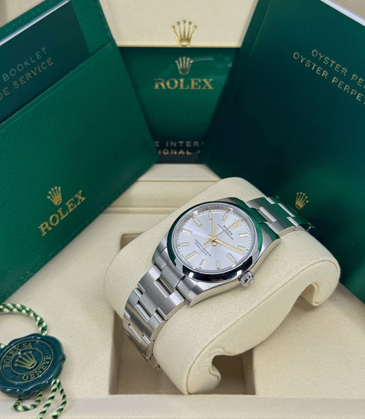 Rolex Oyster Perpetual 34mm, Stainless Steel, Silver, Ref# 124200-0001, dated 2025