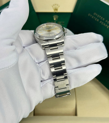 Rolex Oyster Perpetual 34mm, Stainless Steel, Silver, Ref# 124200-0001, dated 2025