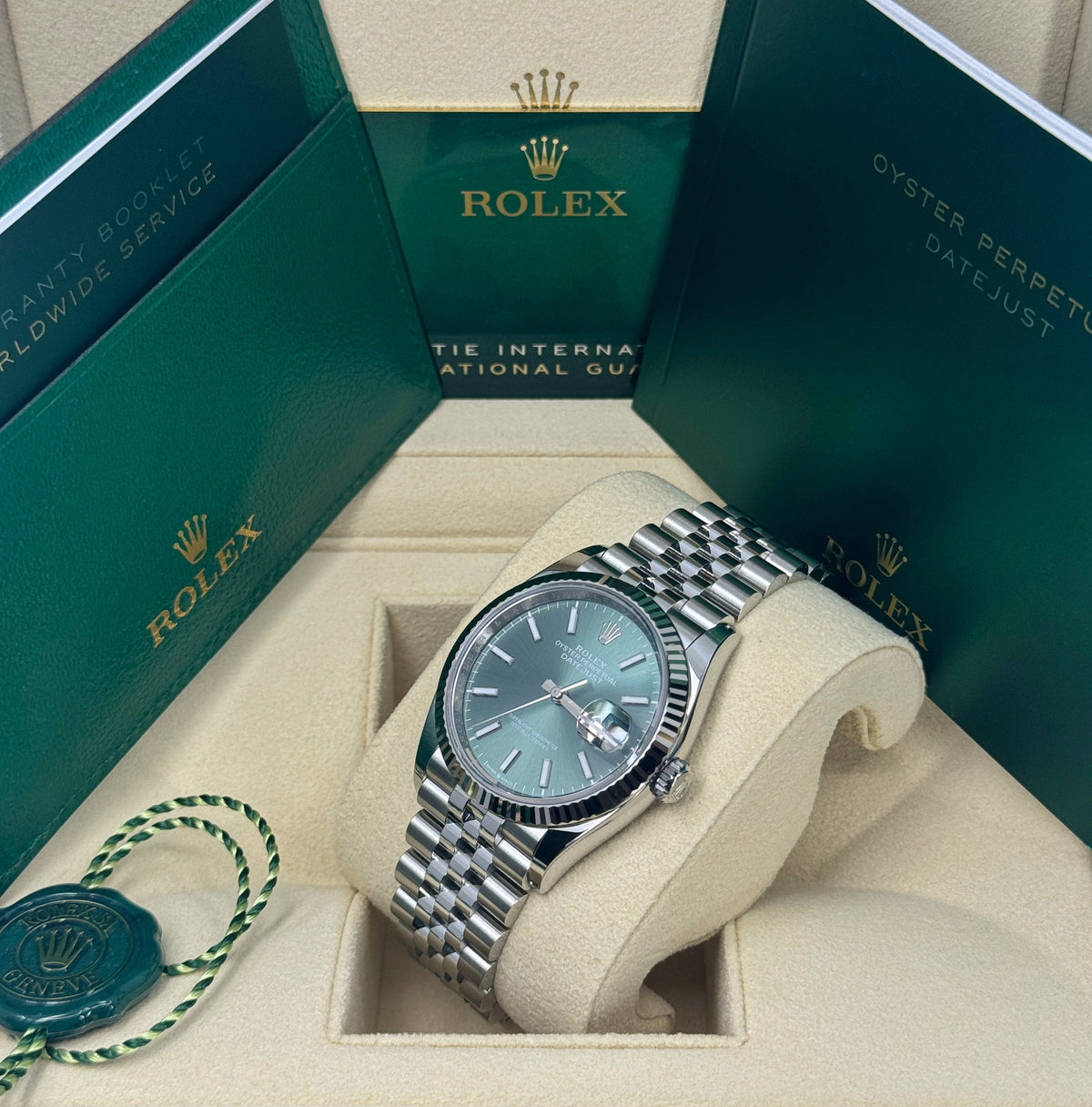 Rolex Datejust 36mm, Stainless Steel, Green, Jubilee, Ref# 126234-0051, dated 2026