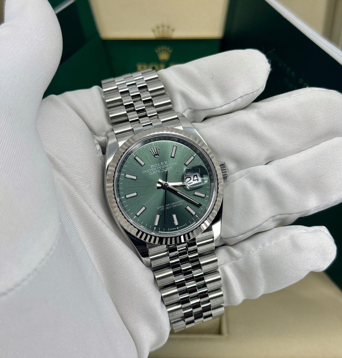 Rolex Datejust 36mm, Stainless Steel, Green, Jubilee, Ref# 126234-0051, dated 2026