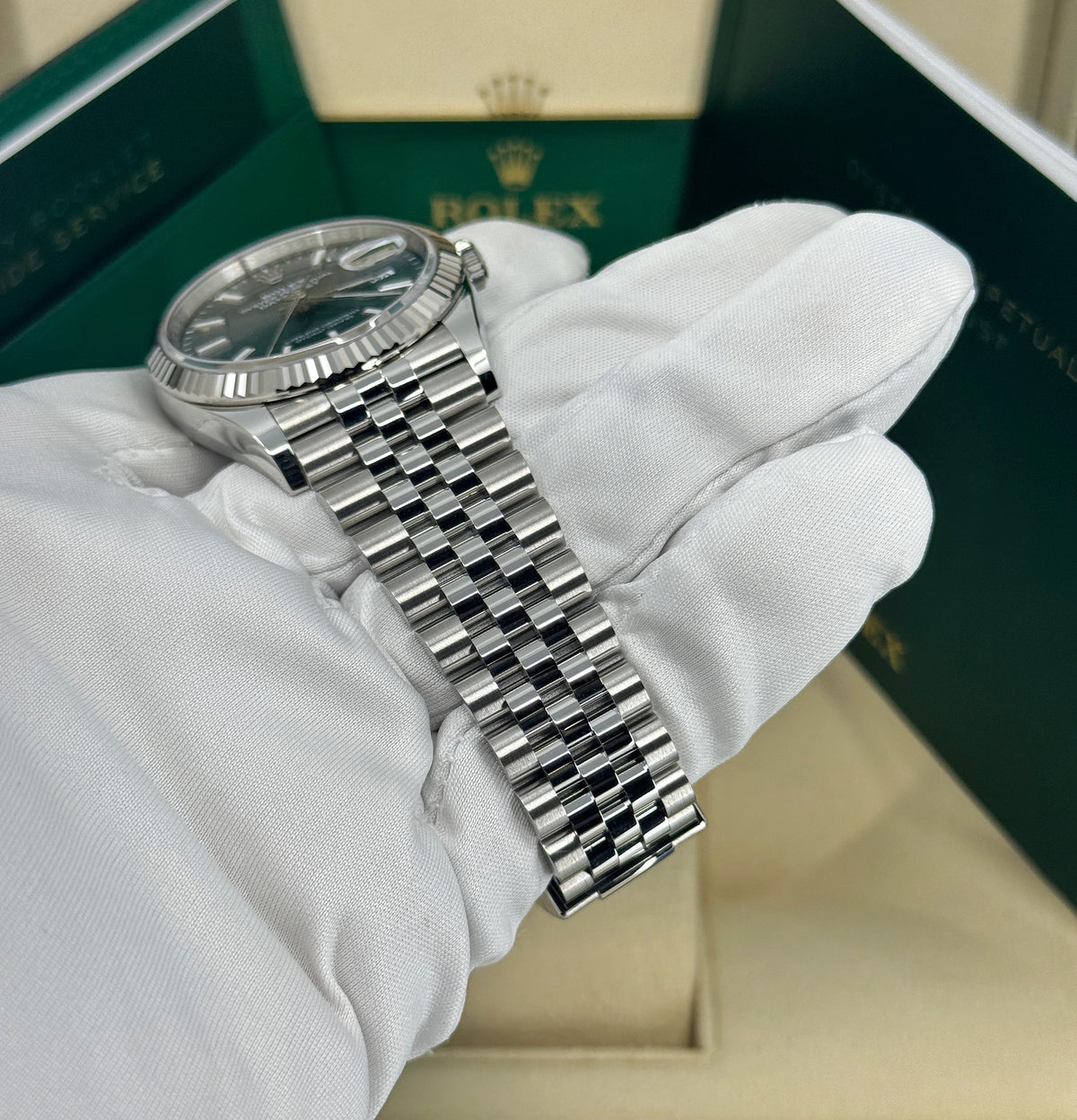 Rolex Datejust 36mm, Stainless Steel, Green, Jubilee, Ref# 126234-0051, dated 2026