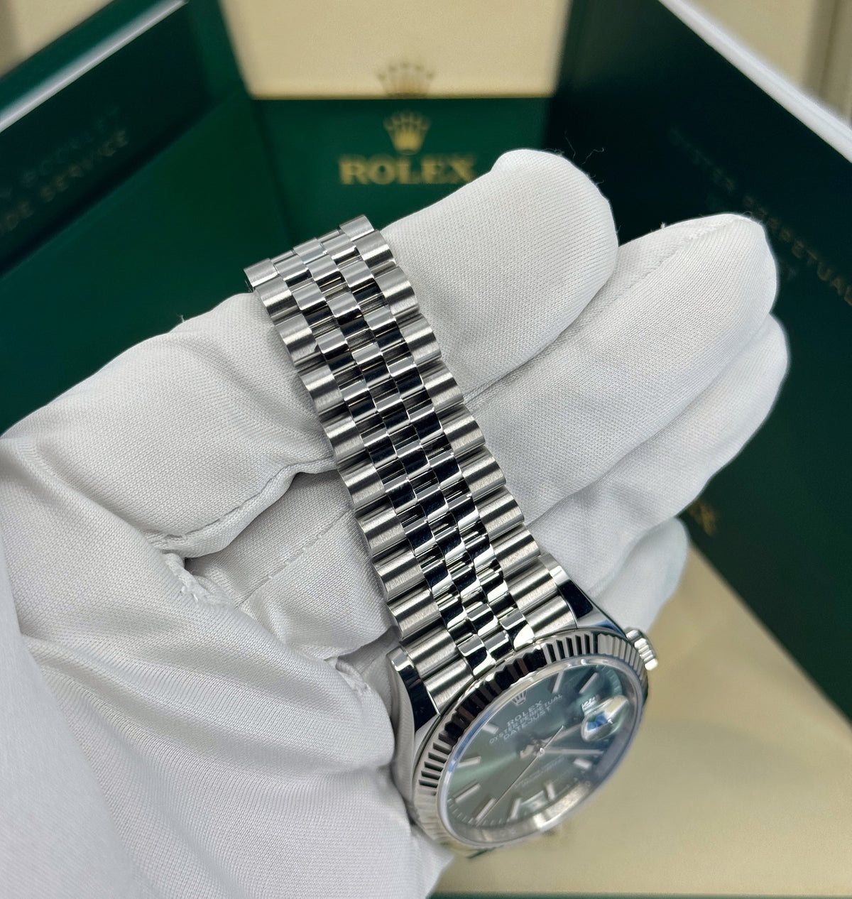 Rolex Datejust 36mm, Stainless Steel, Green, Jubilee, Ref# 126234-0051, dated 2026