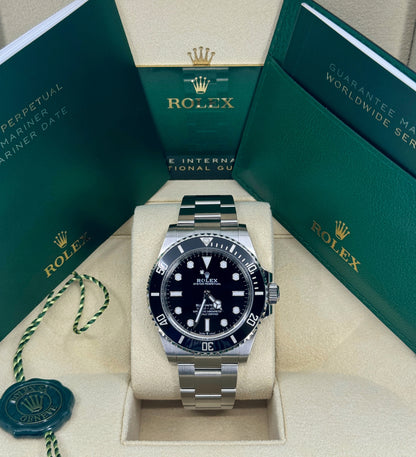 Pre-owned Rolex Submariner 41mm, No Date, Stainless Steel, Black, Ref# 124060, dated 2023