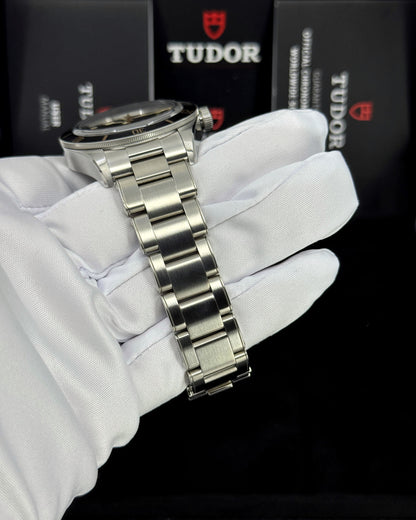 Tudor Black Bay 58 39mm, Black, Ref# 79030N-0001, dated 2026