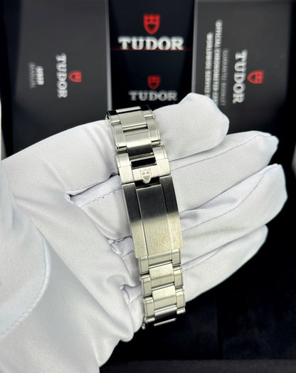 Tudor Black Bay Chrono 41mm, White, Ref# 79360N-0012, dated 2026
