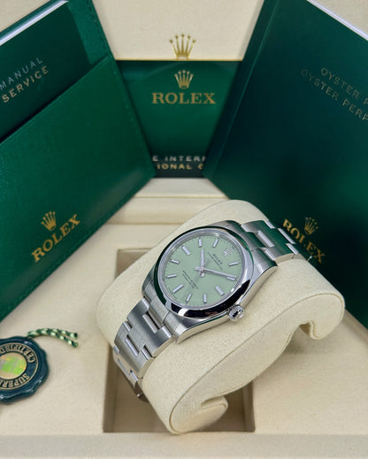 Rolex Oyster Perpetual 34mm, Stainless Steel, Pistachio, Ref# 124200-0006, dated 2026