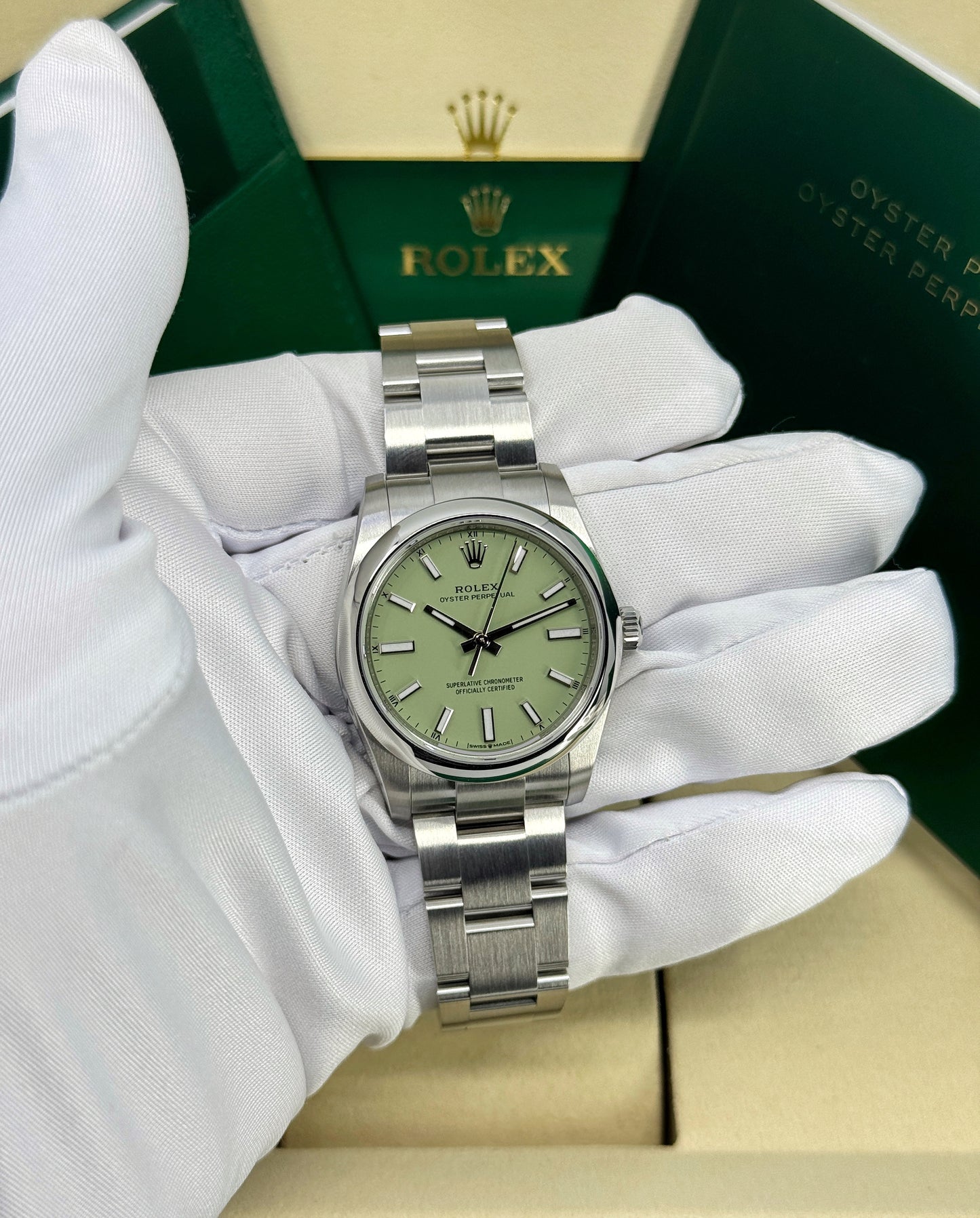 Rolex Oyster Perpetual 34mm, Stainless Steel, Pistachio, Ref# 124200-0006, dated 2026
