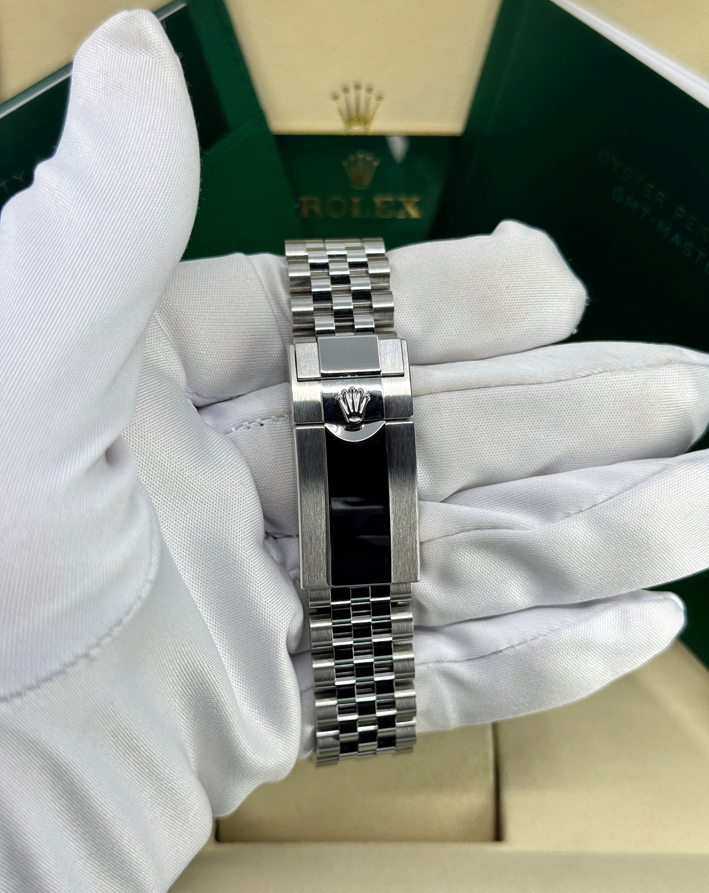 Rolex GMT-Master II 40mm, Stainless Steel, Batgirl, Jubilee, Ref# 126710BLNR-0002, dated 2026