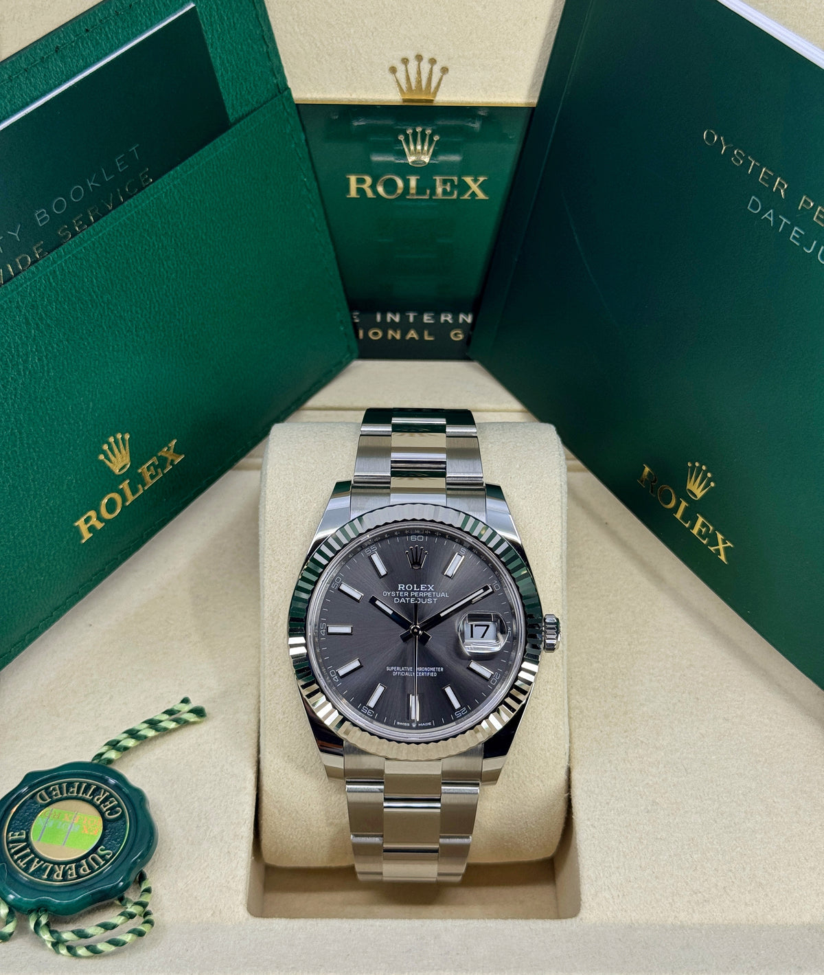 Rolex Datejust 41mm, Stainless Steel, Rhodium, Oyster, Ref# 126334-0013, dated 2026