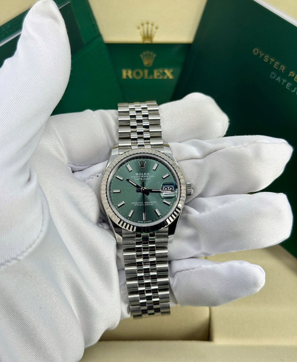 Rolex Datejust 31mm, Stainless Steel, Green, Jubilee, Ref# 278274-0018, dated 2026