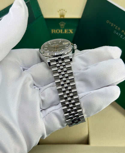 Rolex Datejust 31mm, Stainless Steel, Green, Jubilee, Ref# 278274-0018, dated 2026