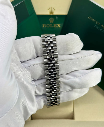 Rolex Datejust 31mm, Stainless Steel, Green, Jubilee, Ref# 278274-0018, dated 2026