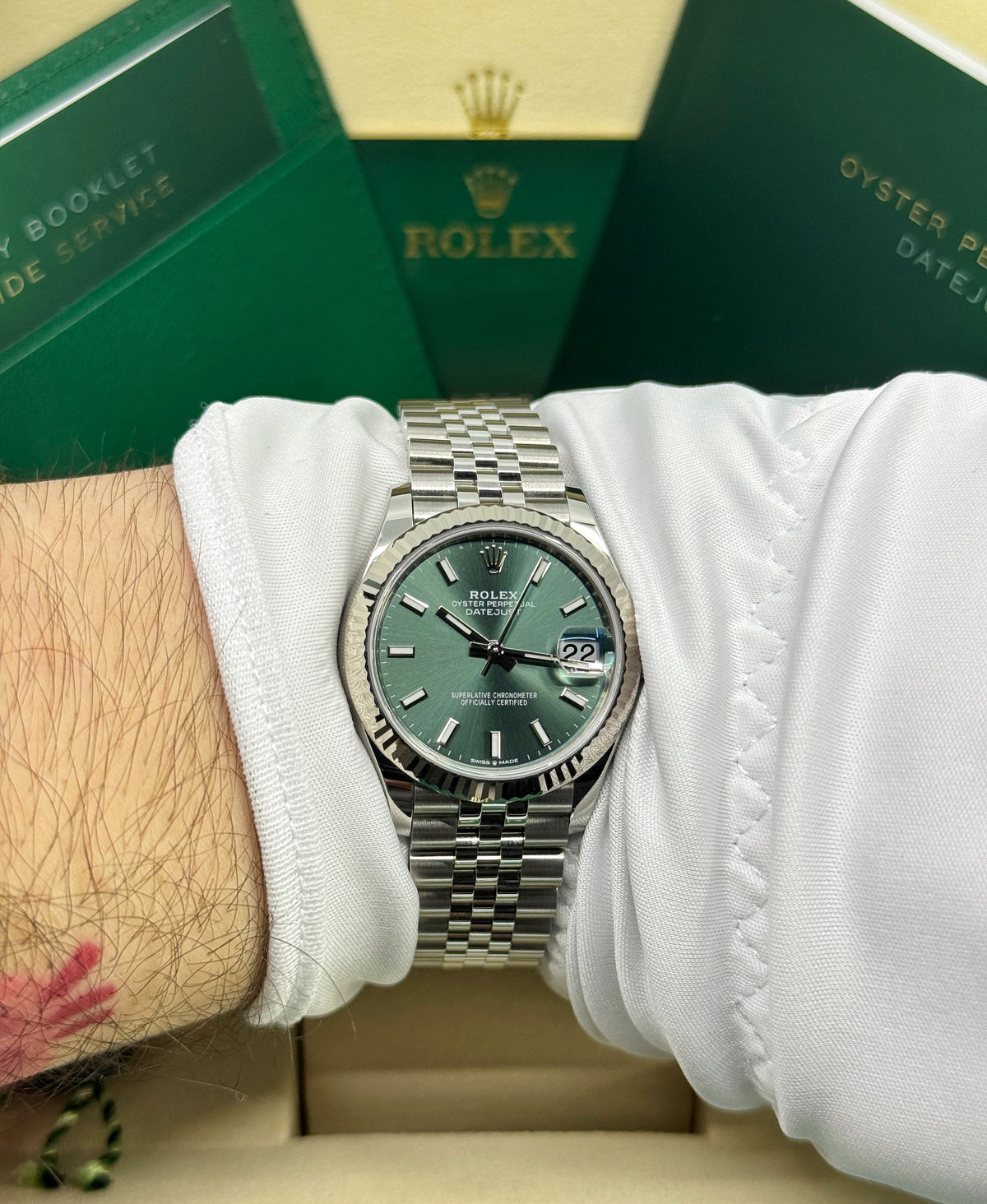 Rolex Datejust 31mm, Stainless Steel, Green, Jubilee, Ref# 278274-0018, dated 2026