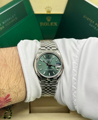 Rolex Datejust 31mm, Stainless Steel, Green, Jubilee, Ref# 278274-0018, dated 2026