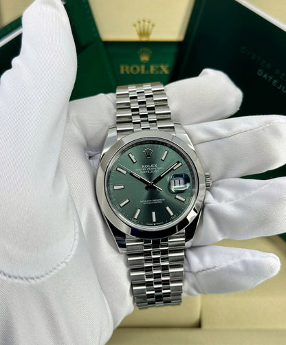 Rolex Datejust 41mm, Stainless Steel, Green, Jubilee, Ref# 126300-0020, dated 2026