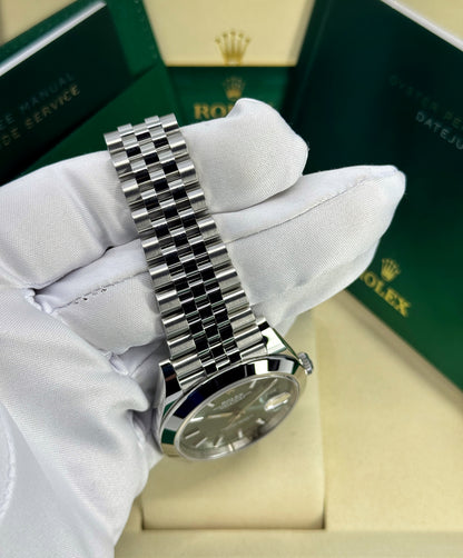Rolex Datejust 41mm, Stainless Steel, Green, Jubilee, Ref# 126300-0020, dated 2026