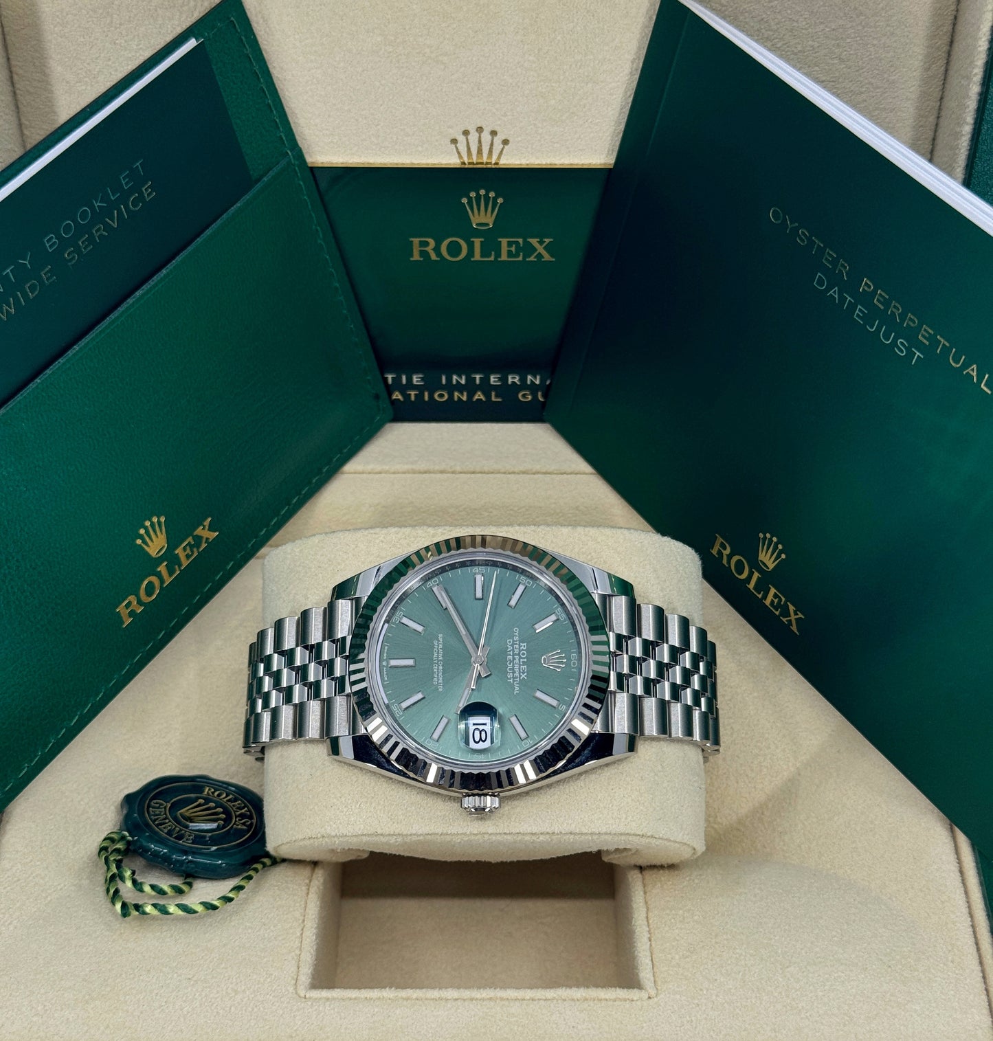 Rolex Datejust 41mm, Stainless Steel, Green, Jubilee, Ref# 126334-0028, dated 2024