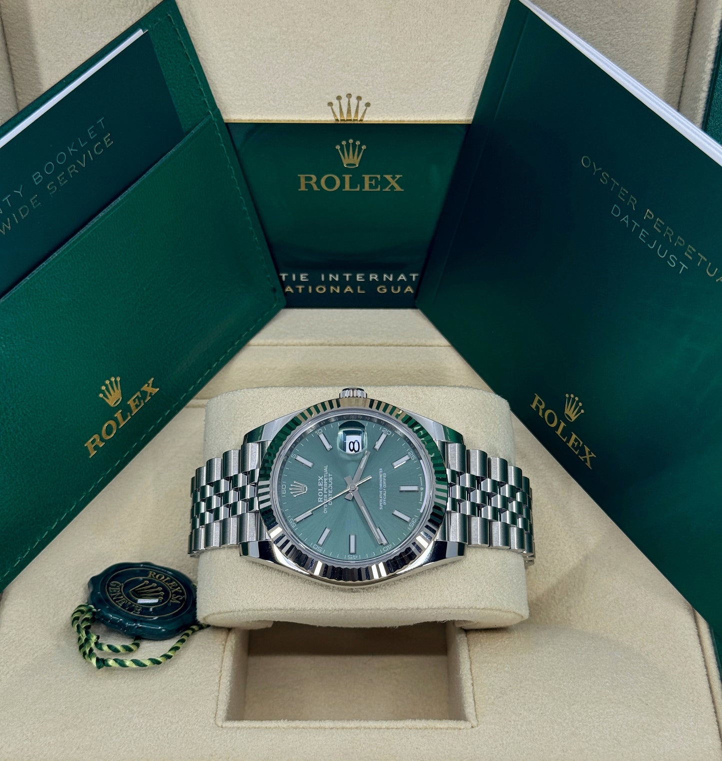 Rolex Datejust 41mm, Stainless Steel, Green, Jubilee, Ref# 126334-0028, dated 2024