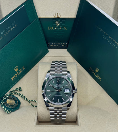 Rolex Datejust 41mm, Stainless Steel, Green, Jubilee, Ref# 126300-0020, dated 2024