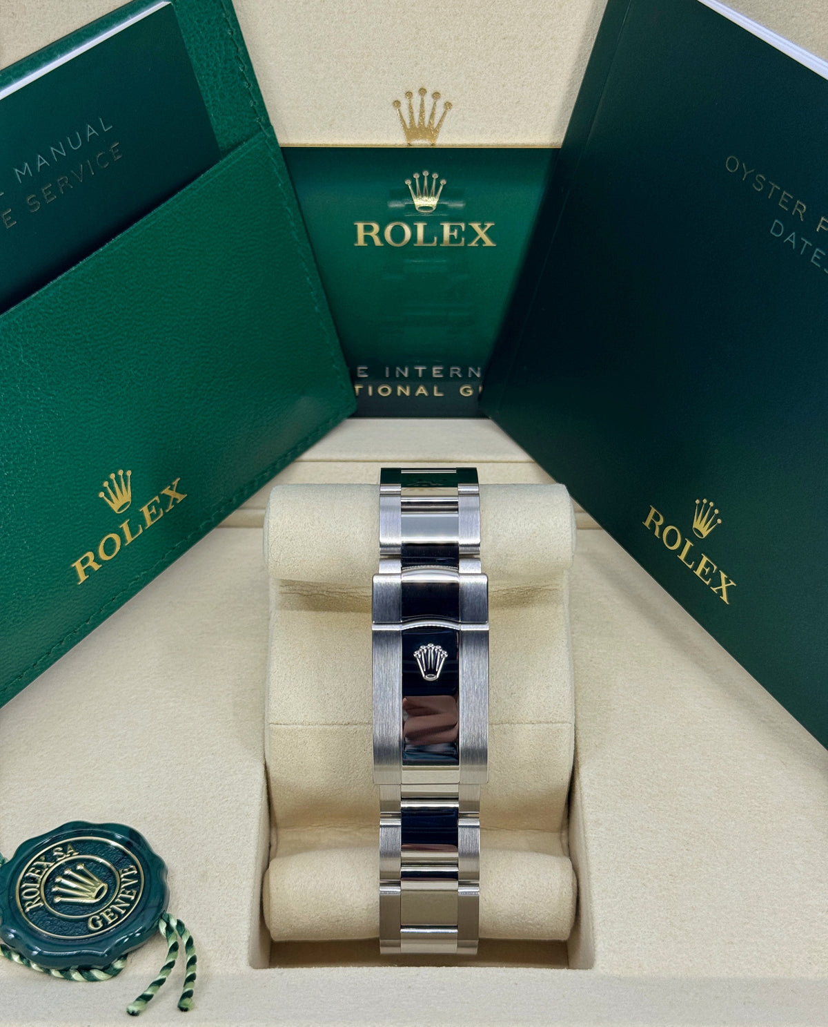 Rolex Datejust 41mm, Stainless Steel, White, Oyster, Ref# 126334-0009, dated 2026