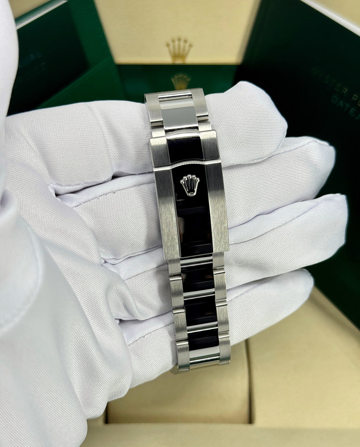 Rolex Datejust 41mm, Stainless Steel, White, Oyster, Ref# 126334-0009, dated 2026