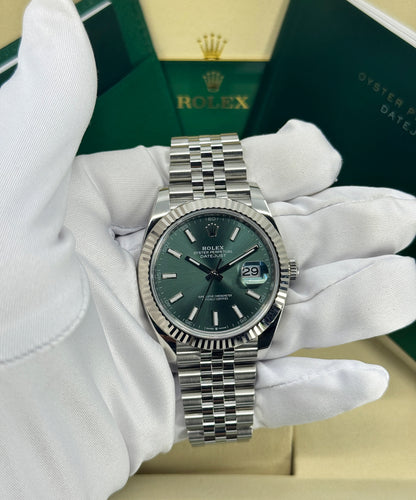 Rolex Datejust 41mm, Stainless Steel, Green, Jubilee, Ref# 126334-0028, dated 2026