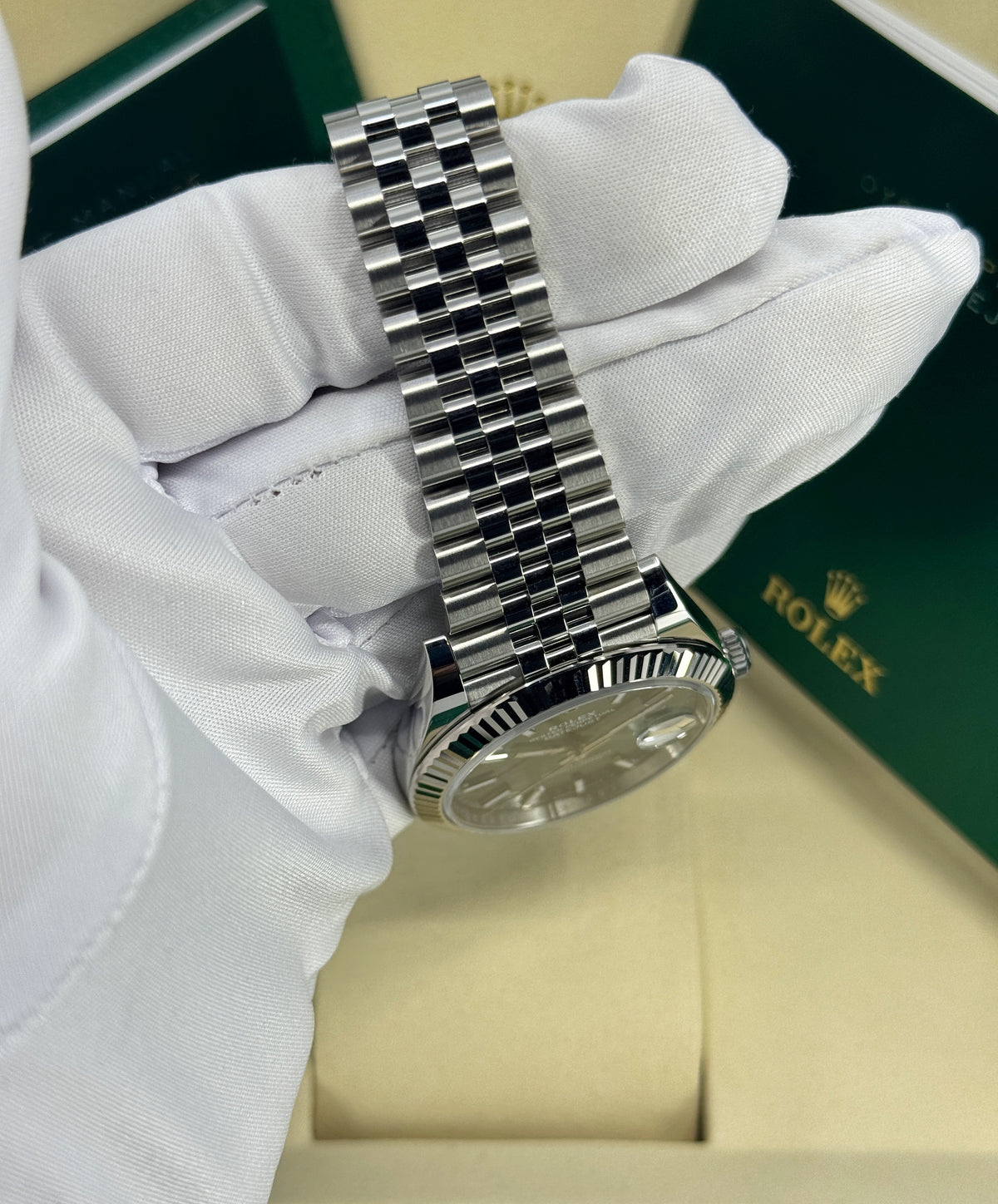 Rolex Datejust 41mm, Stainless Steel, Green, Jubilee, Ref# 126334-0028, dated 2026