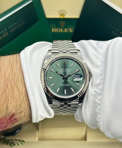 Rolex Datejust 41mm, Stainless Steel, Green, Jubilee, Ref# 126334-0028, dated 2026