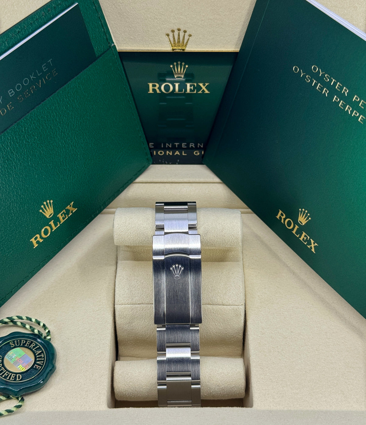 Rolex Oyster Perpetual 36mm, Stainless Steel, Green, Ref# 126000-0005, dated 2026