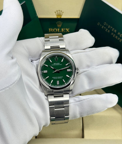 Rolex Oyster Perpetual 36mm, Stainless Steel, Green, Ref# 126000-0005, dated 2026