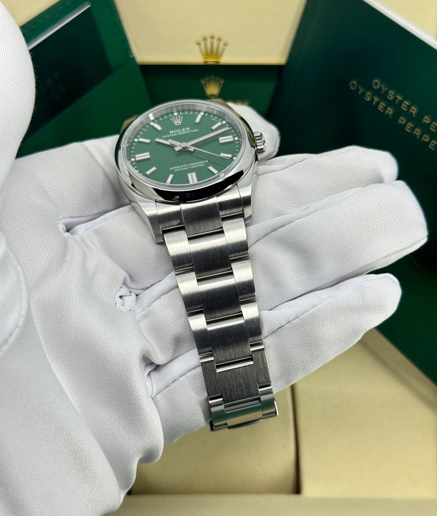 Rolex Oyster Perpetual 36mm, Stainless Steel, Green, Ref# 126000-0005, dated 2026