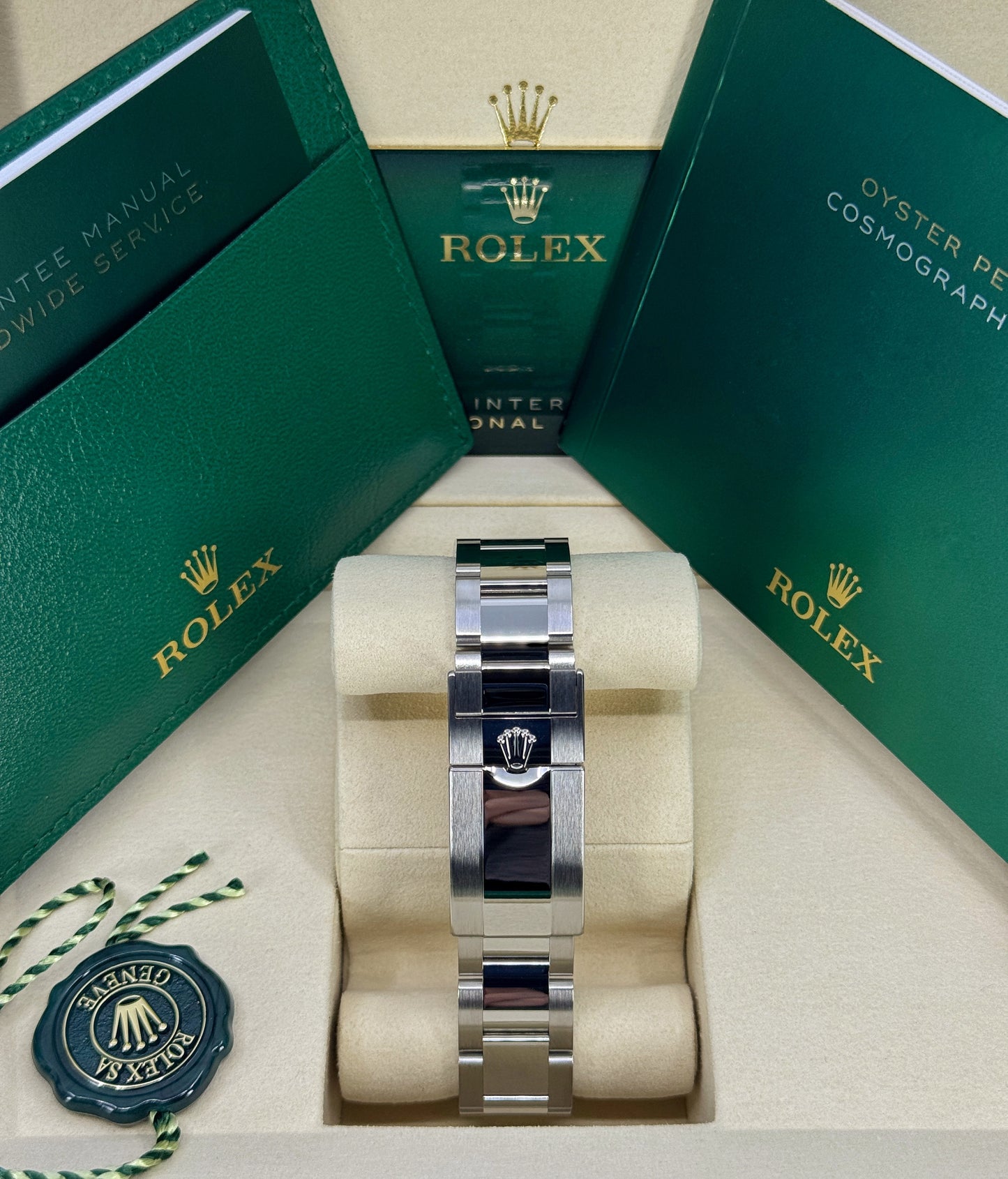 Rolex Cosmograph Daytona 40mm, Stainless Steel, Black, Ref# 126500LN-0002, dated 2026
