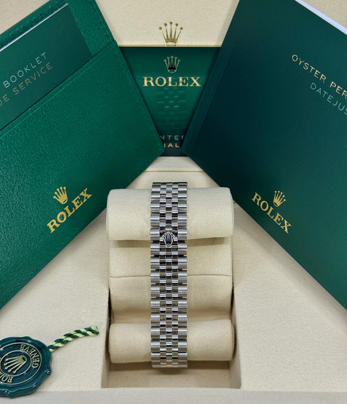 Rolex Datejust 31mm, Stainless Steel, Green, Jubilee, Ref# 278240-0012, dated 2026