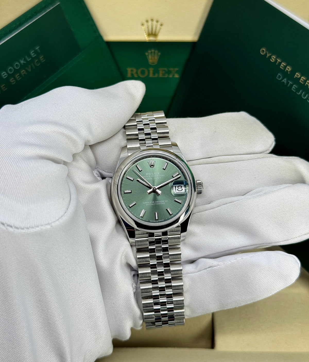 Rolex Datejust 31mm, Stainless Steel, Green, Jubilee, Ref# 278240-0012, dated 2026
