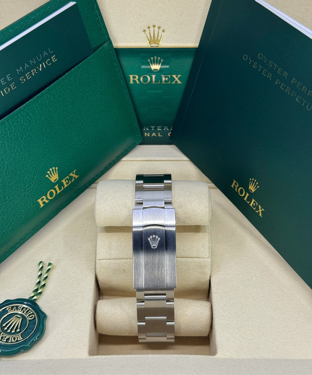 Rolex Oyster Perpetual 36mm, Stainless Steel, Silver, Ref# 126000-0001, dated 2026