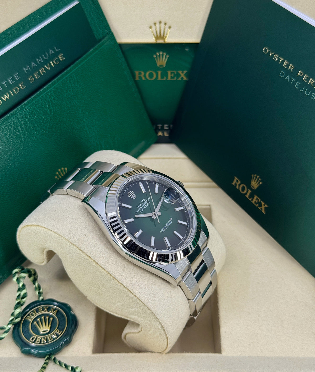Rolex Datejust 41mm, Stainless Steel, Green Ombré, Oyster, Ref# 126334-0033, dated 2026