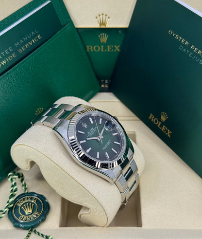 Rolex Datejust 41mm, Stainless Steel, Green Ombré, Oyster, Ref# 126334-0033, dated 2026