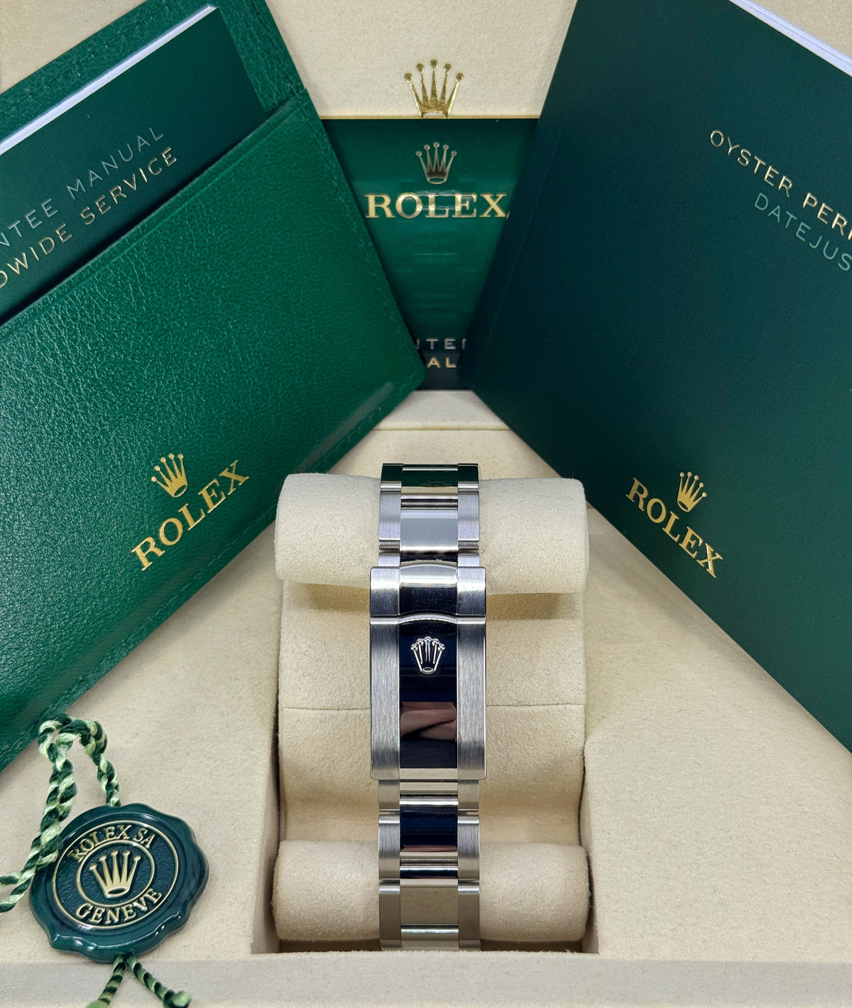 Rolex Datejust 41mm, Stainless Steel, Green Ombré, Oyster, Ref# 126334-0033, dated 2026