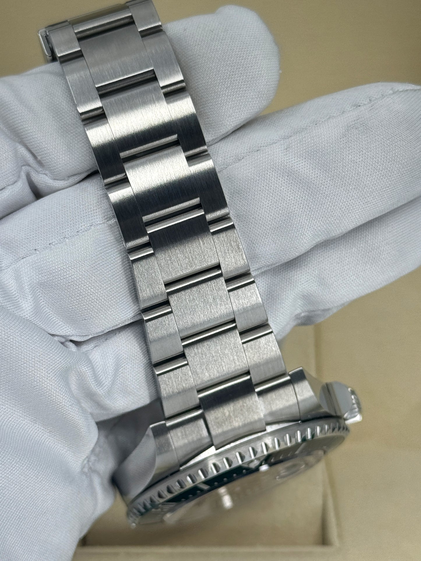 Pre-owned Rolex Sea-Dweller 43mm, Stainless Steel, Red Letters, Black, Ref# 126600, dated 2024