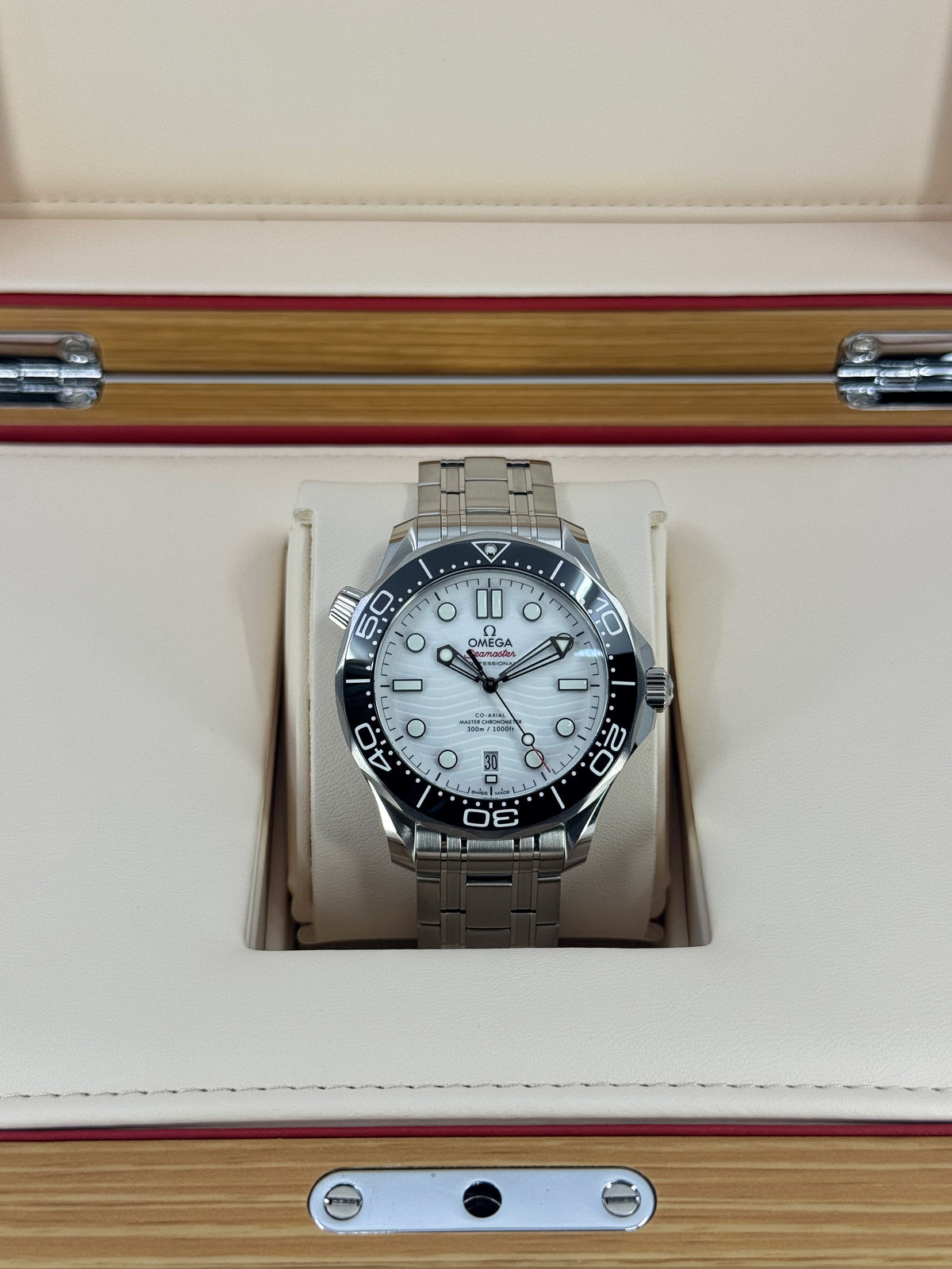 Omega Seamaster Professional Diver 300M, 42mm, Stainless Steel, White, Ref# 210.30.42.20.04.001, dated 2026