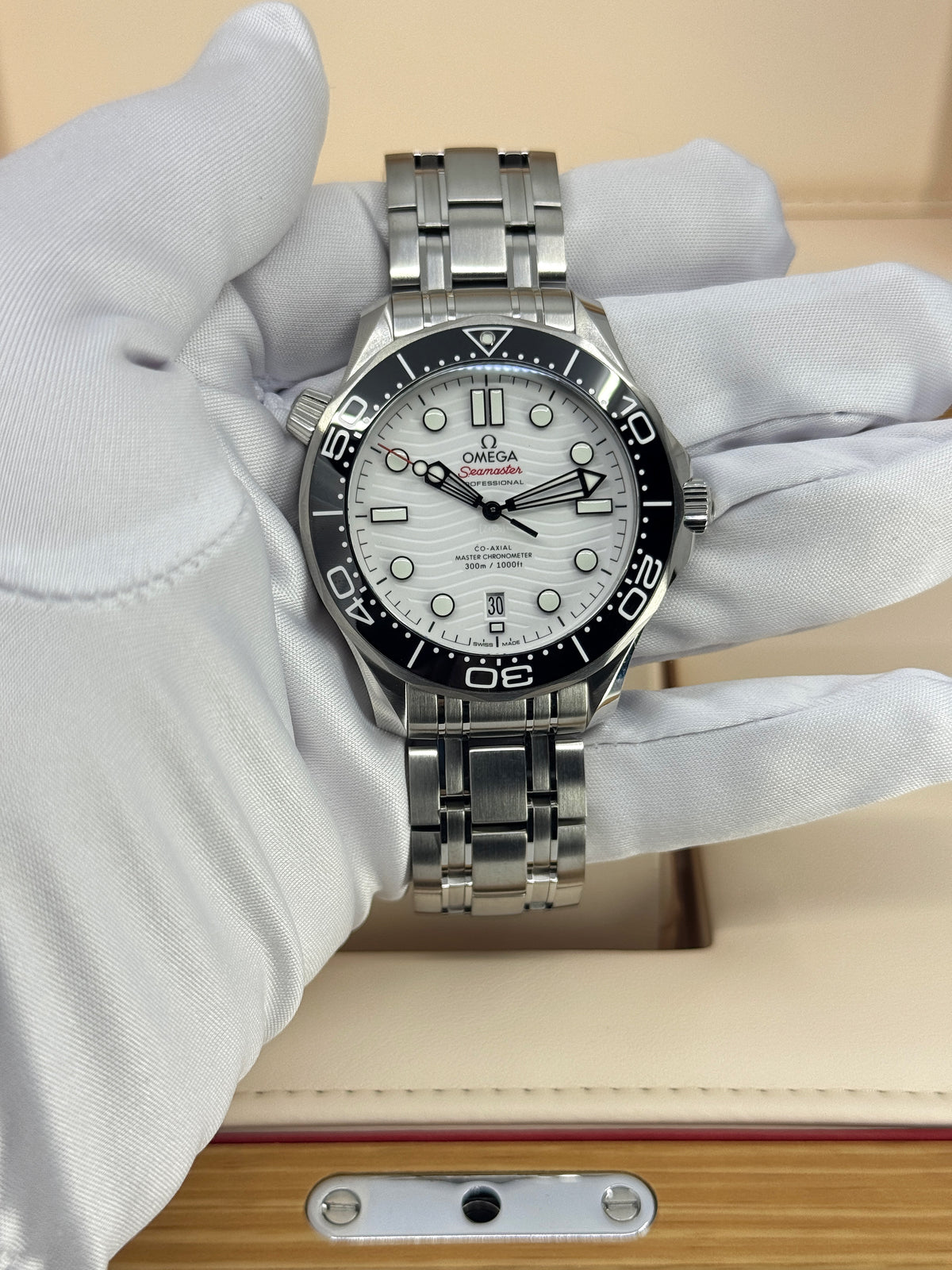 Omega Seamaster Professional Diver 300M, 42mm, Stainless Steel, White, Ref# 210.30.42.20.04.001, dated 2026
