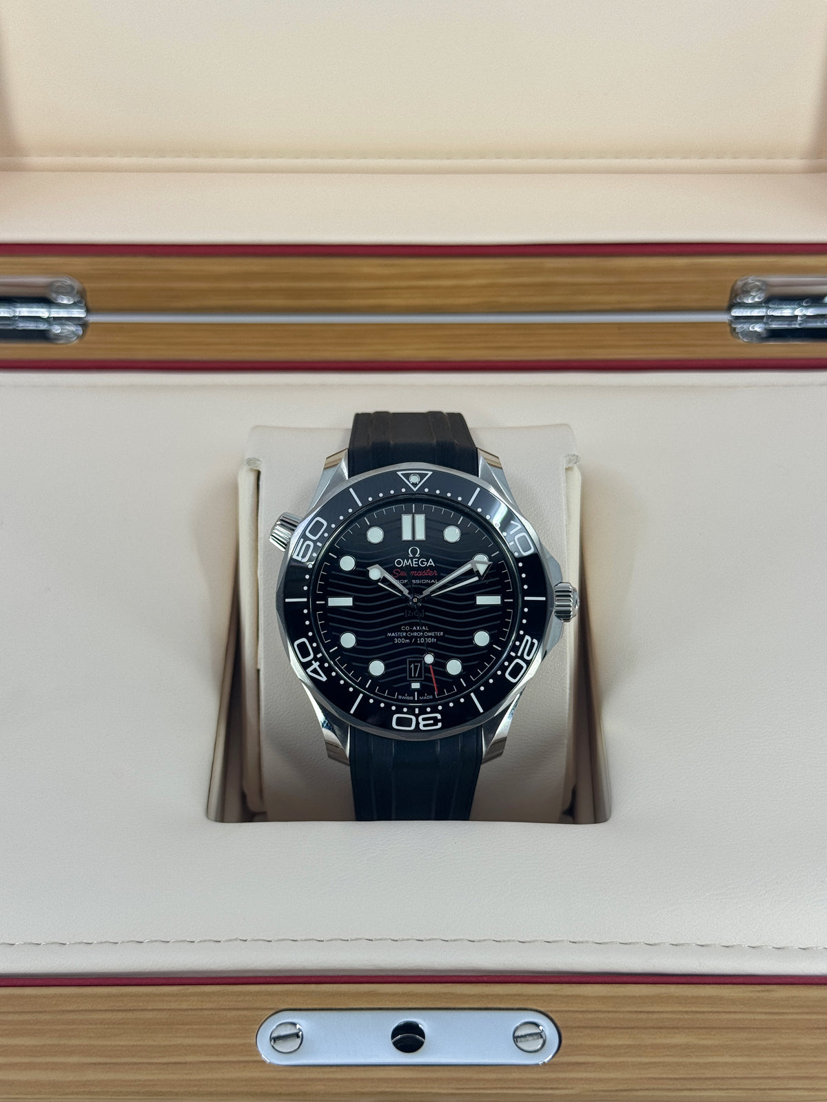 Omega Seamaster Professional Diver 300M, 42mm, Stainless Steel, Black, Ref# 210.32.42.20.01.001, dated 2026