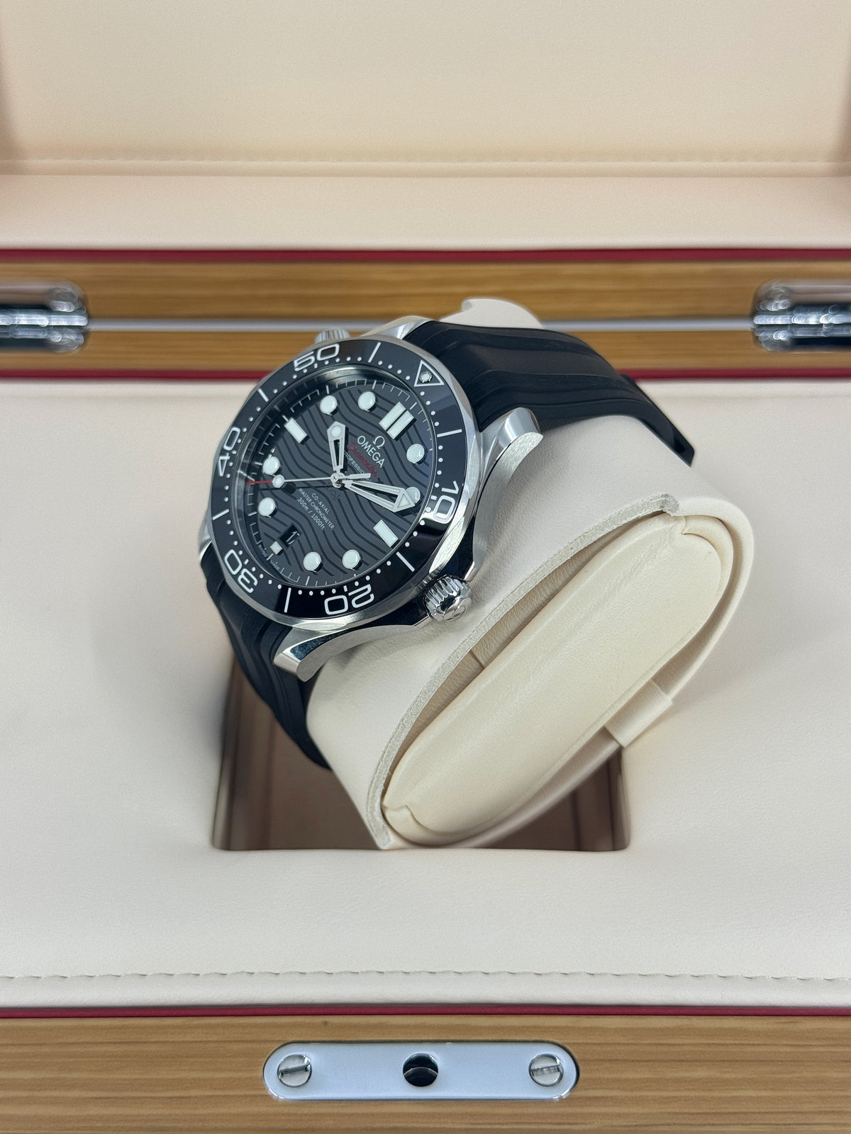 Omega Seamaster Professional Diver 300M, 42mm, Stainless Steel, Black, Ref# 210.32.42.20.01.001, dated 2026