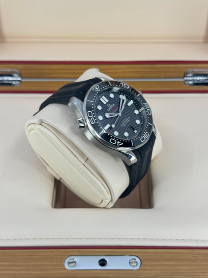 Omega Seamaster Professional Diver 300M, 42mm, Stainless Steel, Black, Ref# 210.32.42.20.01.001, dated 2026