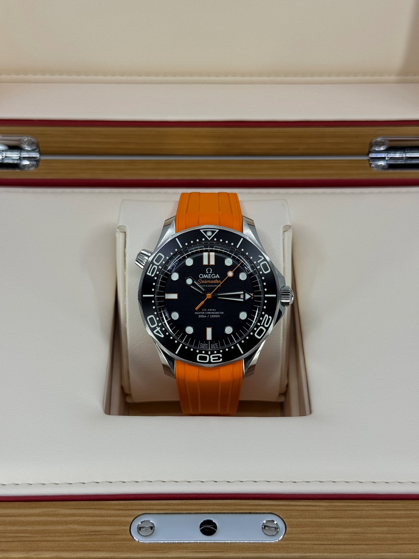 Omega Seamaster Professional Diver 300M, 42mm, Stainless Steel, Black, Ref# 210.32.42.20.01.006, dated 2026