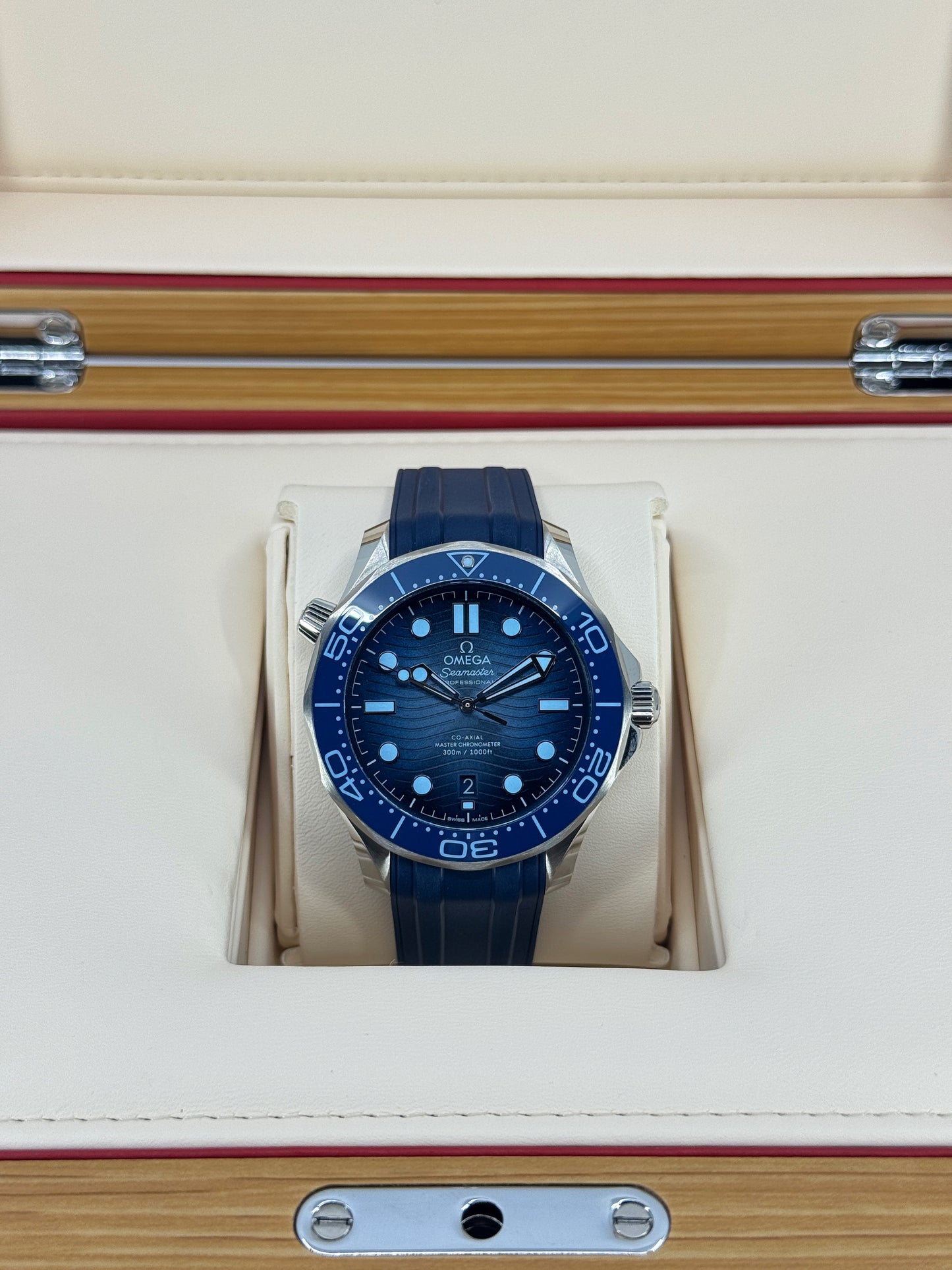Omega Seamaster Professional Diver 300M, 42mm, Stainless Steel, Summer Blue, Ref# 210.32.42.20.03.002, dated 2026